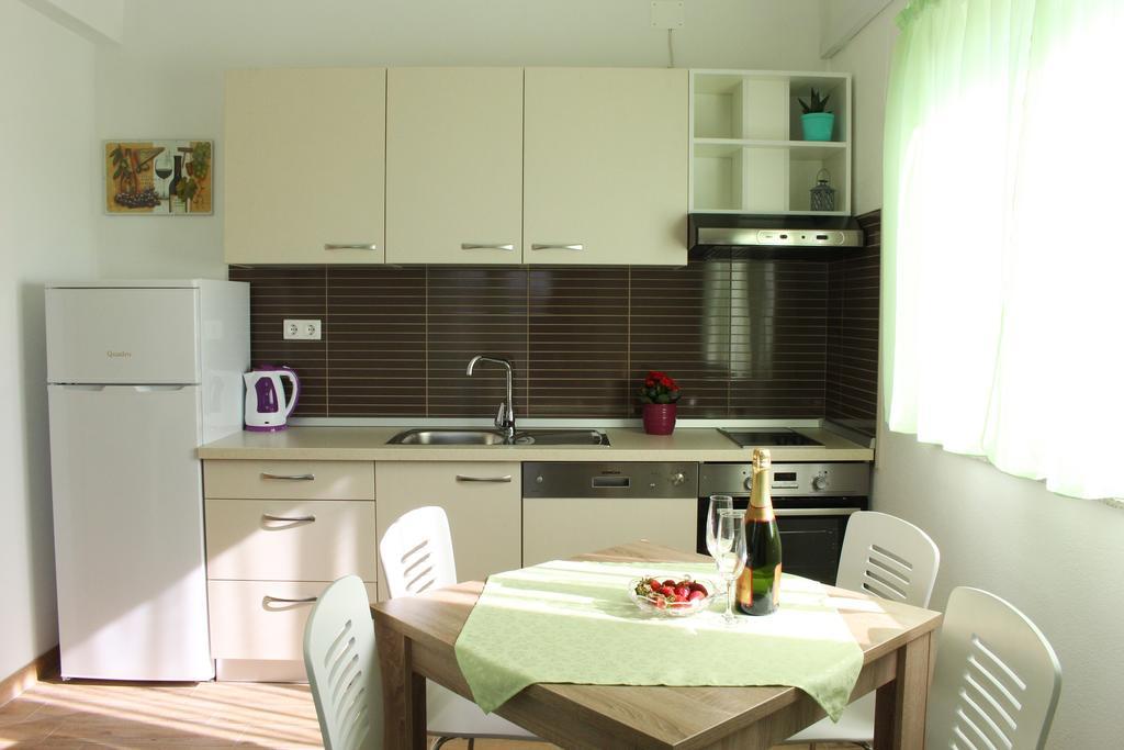 Smart Apartments Бродарица Экстерьер фото